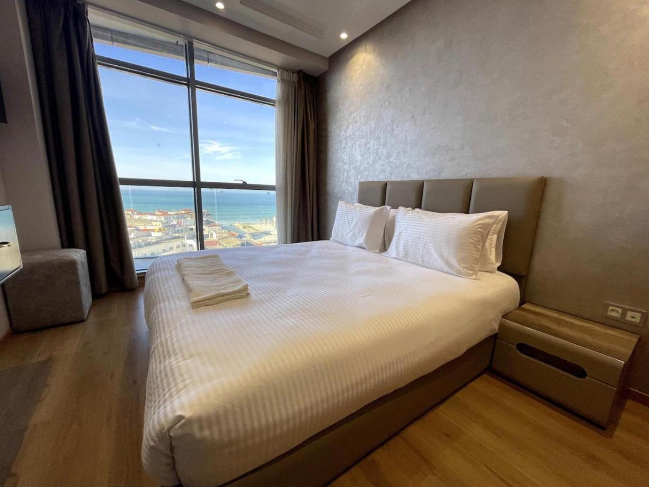 Seafront 2 Bedrooms Flat طنجة المظهر الخارجي الصورة