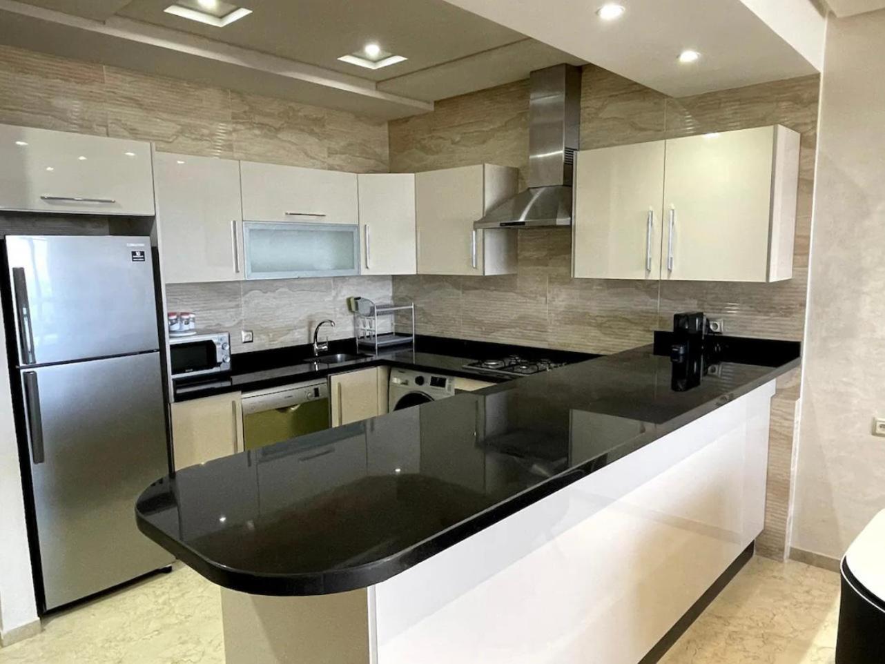 Seafront 2 Bedrooms Flat طنجة المظهر الخارجي الصورة