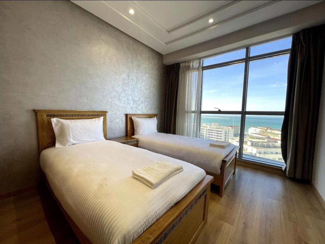 Seafront 2 Bedrooms Flat طنجة المظهر الخارجي الصورة